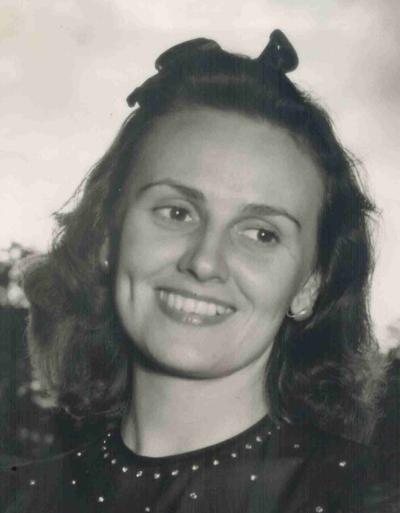 Helen Frances Pierson Houchin